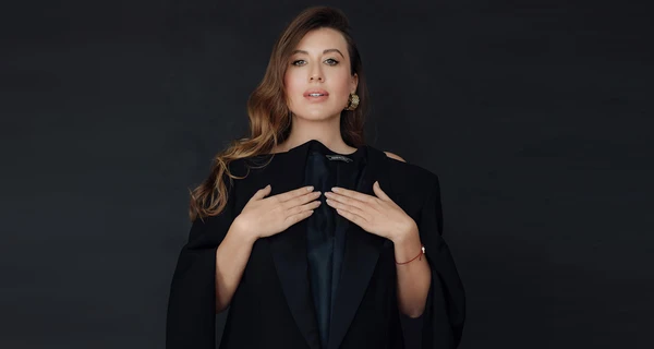 Директор конкурса «Мисс Украина Вселенная»: Дискутируем о выборе платьев – праздничные или в трагическом цвете