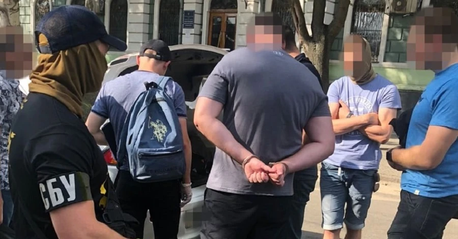 На Николаевщине задержали прокурора, который 