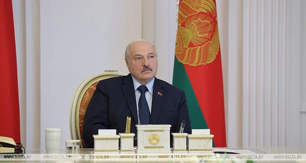Лукашенко пригрозив Заходу ядерною зброєю – для цього вже переобладнали літаки