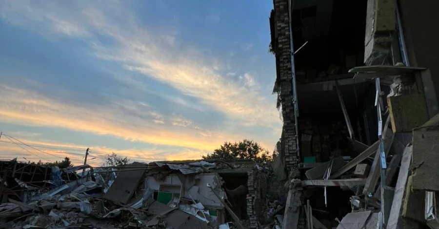 Російські війська обстрілюють житлові квартали Миколаєва: 2 загиблих, 24 поранених