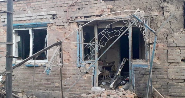 Удар по Нікополю: росіяни влучили у автовокзал та бібліотеку