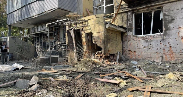 В Харкові ракета влучила в жилий будинок в центрі міста 