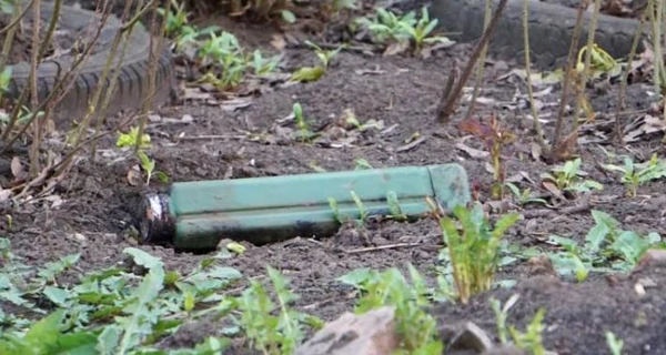 На Дніпропетровщині загинув підліток - торкнувся касетної міни