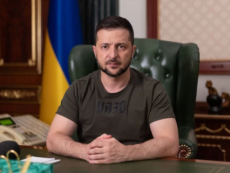 Владимир Зеленский распустил делегацию Украины в ТКГ по Донбассу