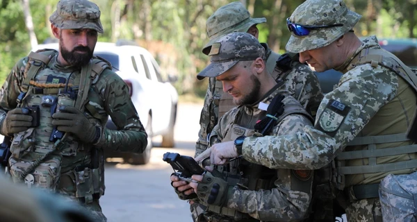  Военные усиливают оборону на границе с Беларусью в Чернобыльской зоне