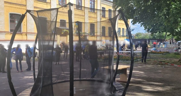 В Чернигове уже 15 пострадавших от взрыва РПГ на детской ярмарке 