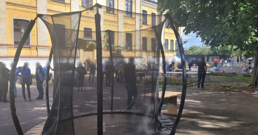 В Чернигове уже 15 пострадавших от взрыва РПГ на детской ярмарке 