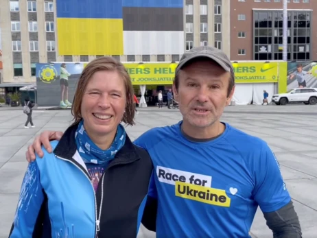 Вакарчук и экс-президент Эстонии пробежались по Таллину