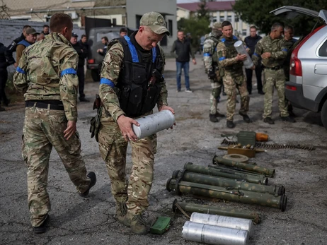 Украинские саперы: Работы стало в десять раз больше, находим и экспериментальное вооружение