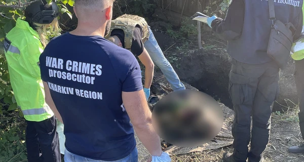 У звільненому селі на Харківщині ексгумували тіла вбитих під час окупації чоловіків