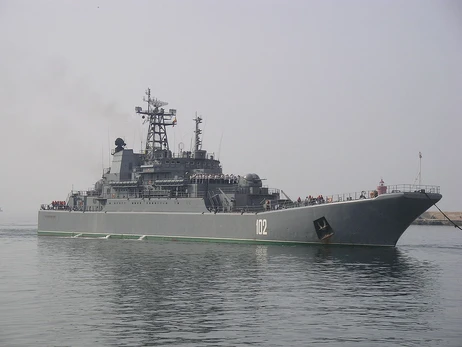 ОК «Південь»: Росіяни активізували у Чорному морі великі десантні кораблі