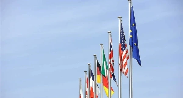 Страны G7 отсрочили выплаты по долгу Украины до 2023 года