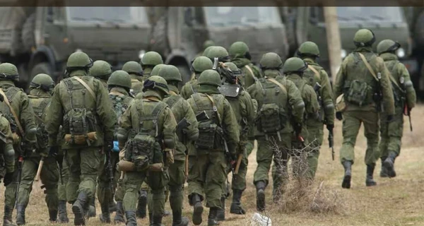 Росіяни на Херсонщині біжать через Дніпро на вкрадених моторних човнах