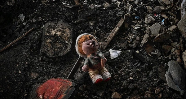 Число дітей, які постраждали через війну, різко зросло: 389 загинуло, 756 поранено