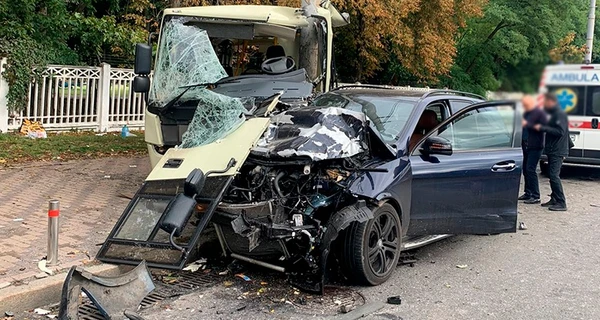 Водій Mercedes, який влаштував у Києві ДТП із 26 постраждалими, був під 