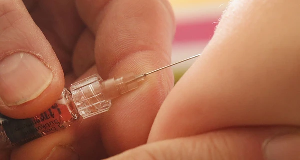 Низкая «явка», перебои с вакцинами и время пришло: вспышка кори неотвратима