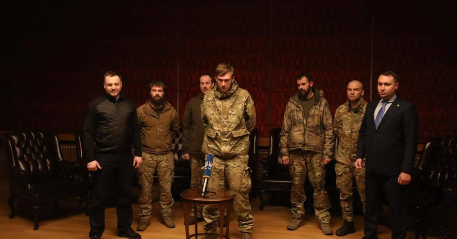 Украина вернула домой 215 героев - среди них командиры с «Азовстали» и беременные военные