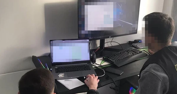 В Україні викрили хакерів, які продали РФ 30 млн акаунтів