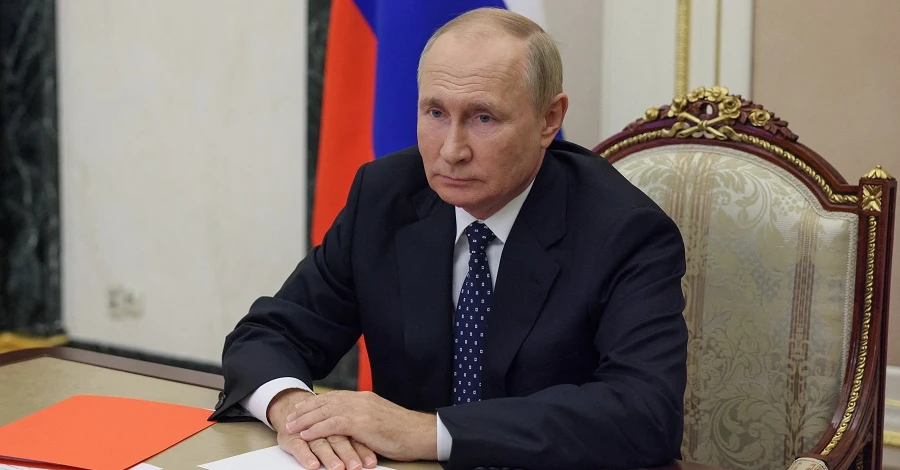 Путін підписав пакет законів: за неявку та відмову воювати росіянам загрожує 10 років в'язниці