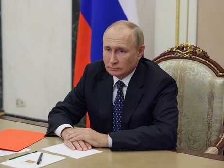Путін підписав пакет законів: за неявку та відмову воювати росіянам загрожує 10 років в'язниці