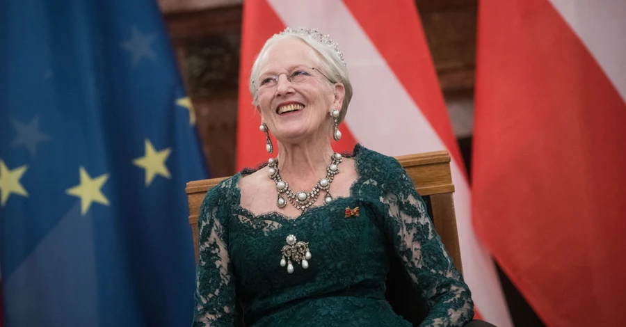 Скандал в королевской семье: королева Дании лишила внуков титулов принцев и принцесс