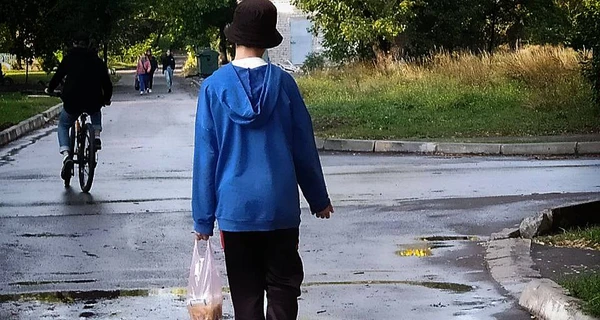 Жителів Маріуполя залякують кримінальною відповідальністю під час виїзду на підконтрольну територію