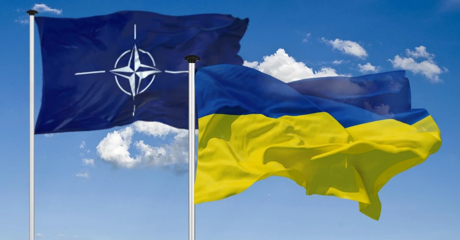 Девять стран НАТО поддержали членство Украины и призвали увеличить военную помощь