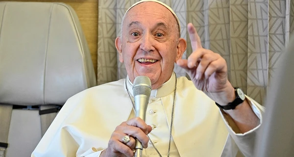 Папа Римский обратился к Зеленскому и Путину - призвал их к миру