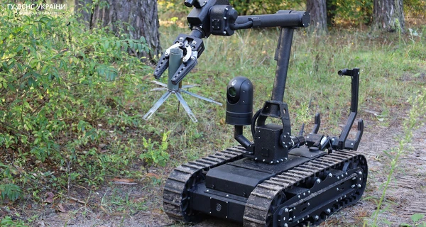 Розміновувати Харківщину допомогають американські роботи 