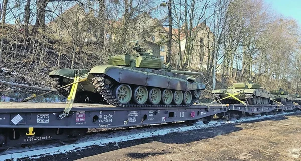 Чехія передасть Україні новий пакет допомоги, включаючи важку зброю