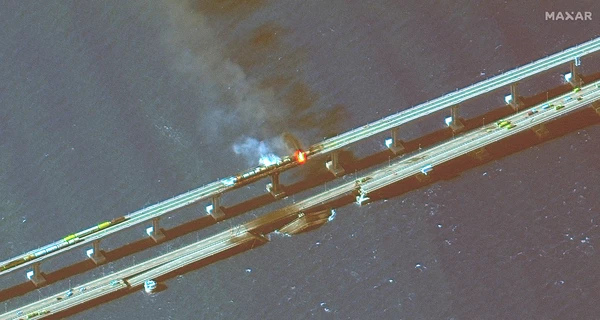 Полноценное движение по Крымскому мосту восстановить пока не удалось