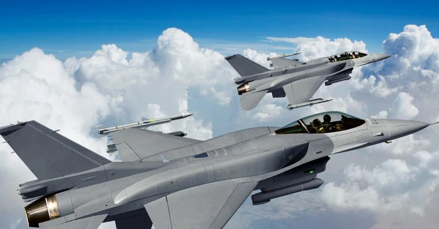 ЦОР: Ответом на ракетный терроризм должна быть передача истребителей F16