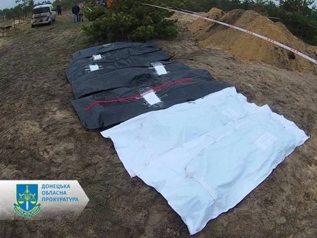 В Лимане и Святогорске эксгумировали 78 тел, найденных в массовых захоронениях