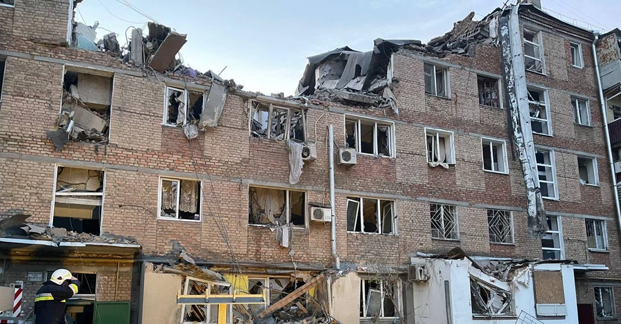 Ракетна атака по Миколаєву: Відомо вже про чотирьох загиблих 