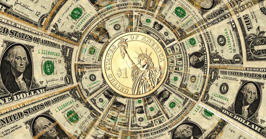 Умеренный оптимизм: эксперт спрогнозировал курс доллара к концу года