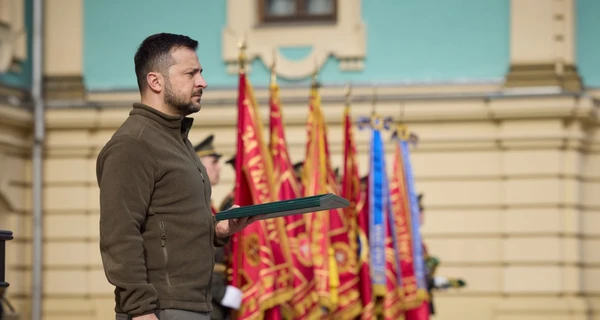 Зеленский присвоил звания Героев Украины командующему Воздушных сил и сотенному УПА