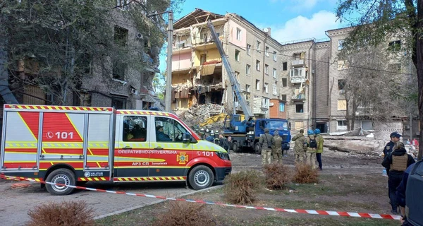 Росіяни атакували Запоріжжя ракетами та дронами-камікадзе