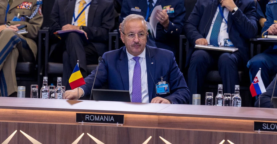 Министр обороны Румынии подал в отставку – он выступал за переговоры с Россией