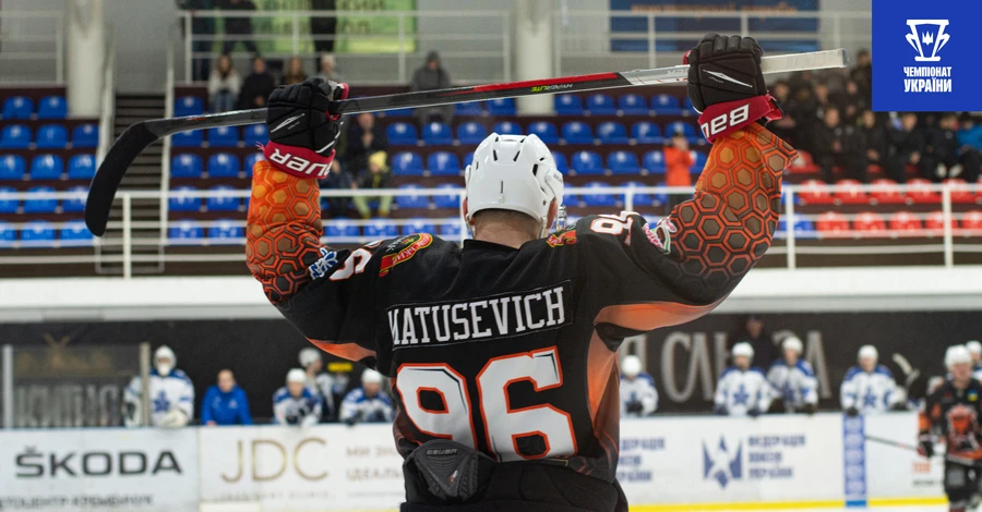 «Кременчуг» вышел в лидеры чемпионата Украины по хоккею