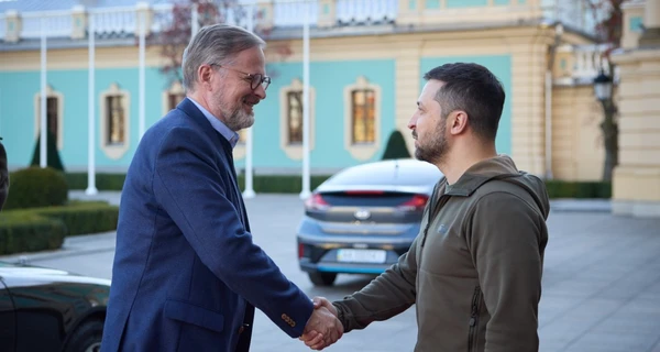 Зеленский на встрече в Киеве наградил премьер-министра Чехии орденом Ярослава Мудрого