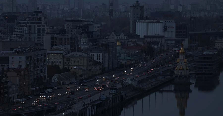 На Київщині 16 тисяч осель третю добу залишаються без світла