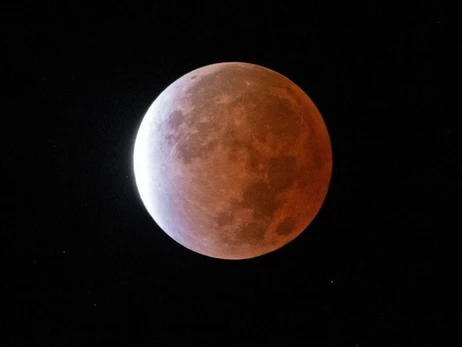 NASA: Повне місячне затемнення 8 листопада стане останнім до 2025 року