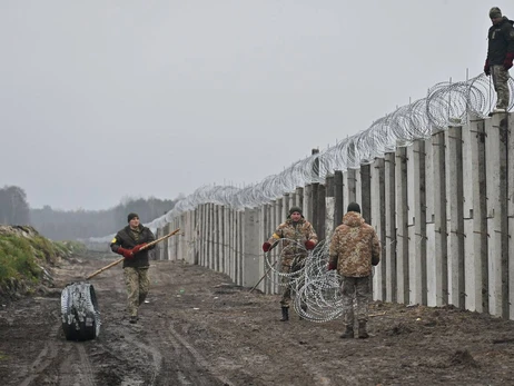 Україна вже побудувала три кілометри стіни на кордоні з Білоруссю