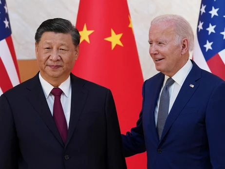 Байден и Си Цзиньпин впервые встретились на Бали на полях G20
