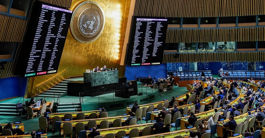 Генассамблея ООН приняла резолюцию о возмещении причиненного Россией ущерба Украине