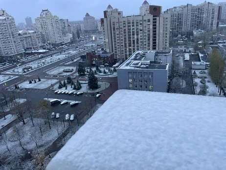 Власти Киева предупредили о возможных пробках на дорогах: виноват снег