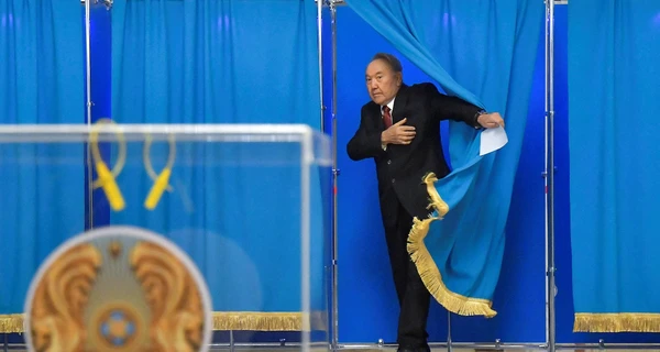 Токаева переизбрали президентом Казахстана, его оппоненты набрали по 2-3% голосов