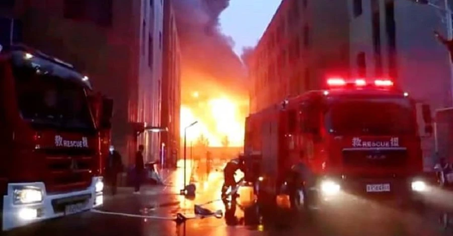 В Китае на заводе произошел пожар, жертвами которого стали 36 человек