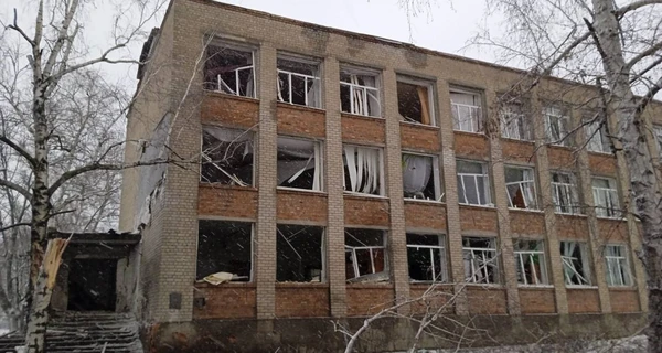 Россияне обстреляли дом и больницу в Купянске: есть погибшие 