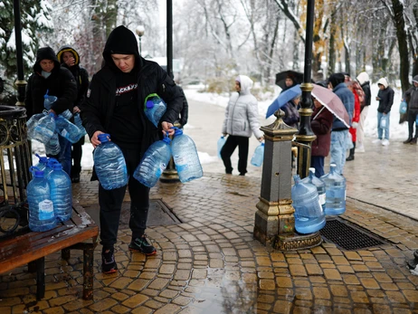 Во всех районах Киева возобновили водоснабжение